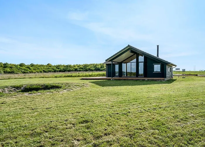 Ferienhaus Awesome In With Kitchen Stege